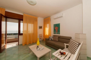 Гостиница Ponza Apartment  Минтурно